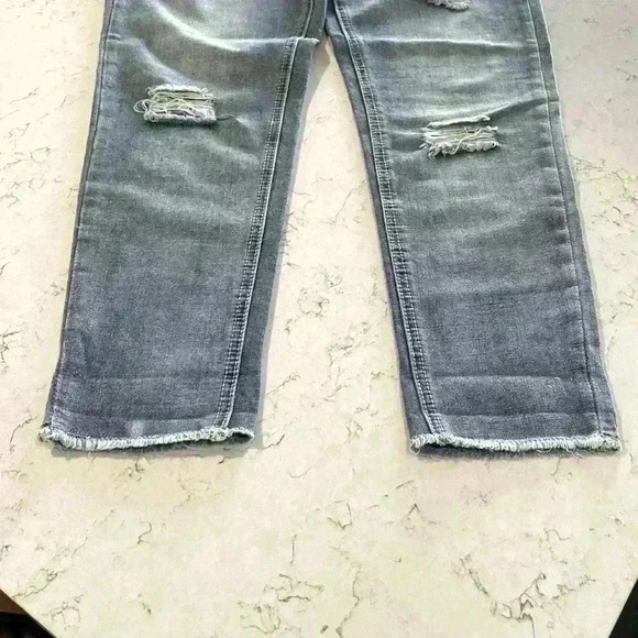 Rebel By Right Jeans - Picture 4 of 8